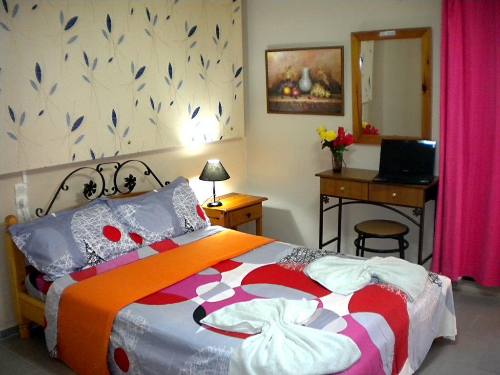 Chios Rooms Myview Karfas Bagian luar foto