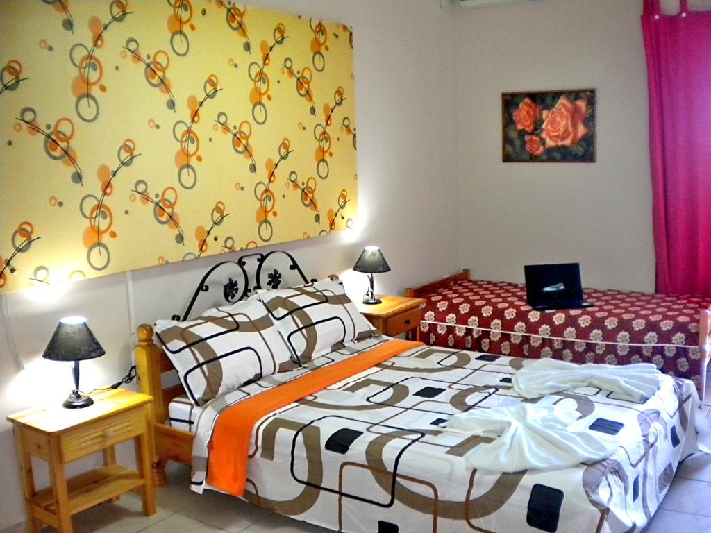 Chios Rooms Myview Karfas Bagian luar foto