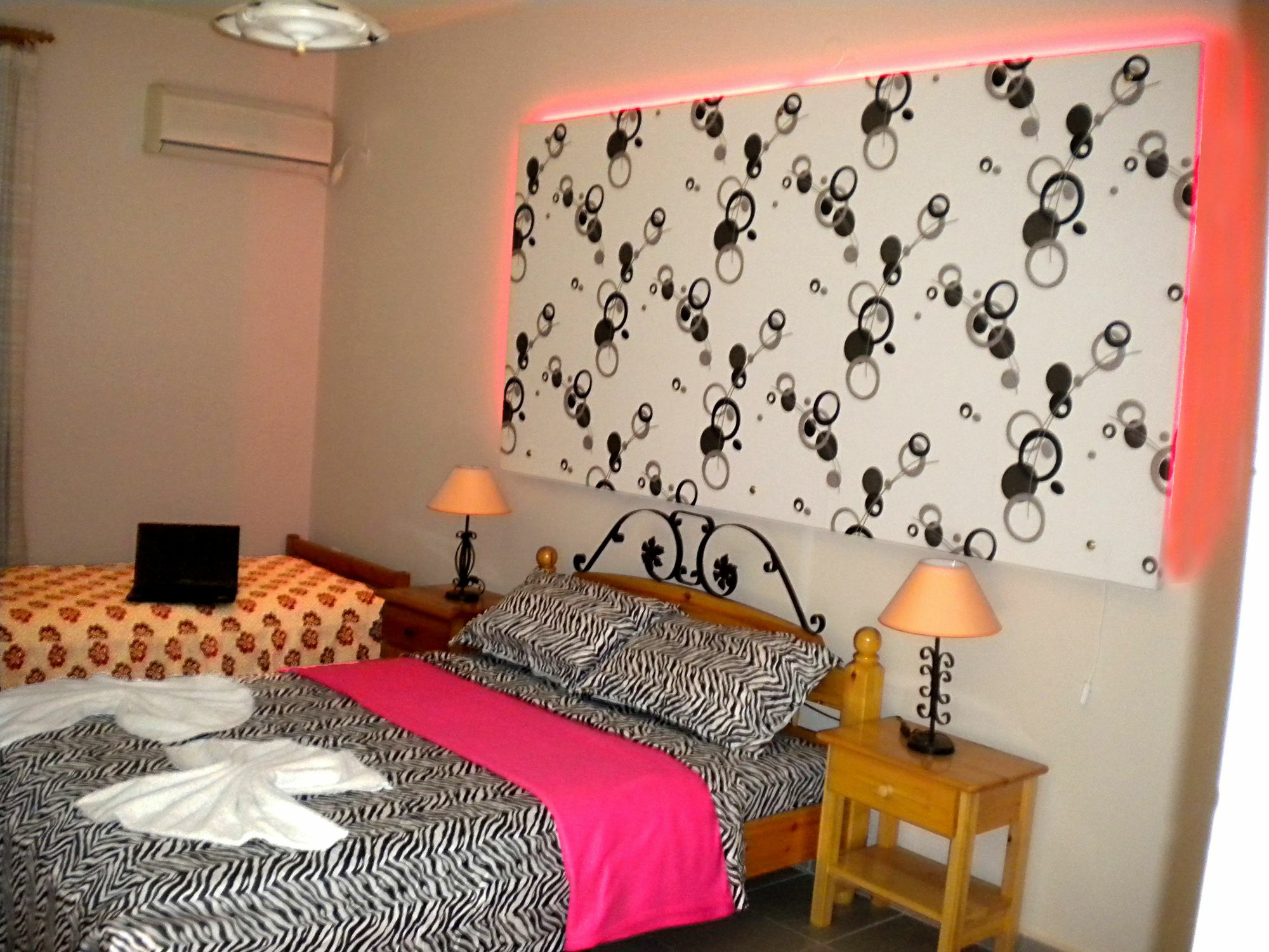 Chios Rooms Myview Karfas Bagian luar foto